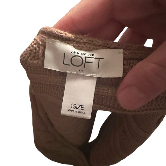 Ann Taylor LOFT Knit Shawl - Picture 5 of 6